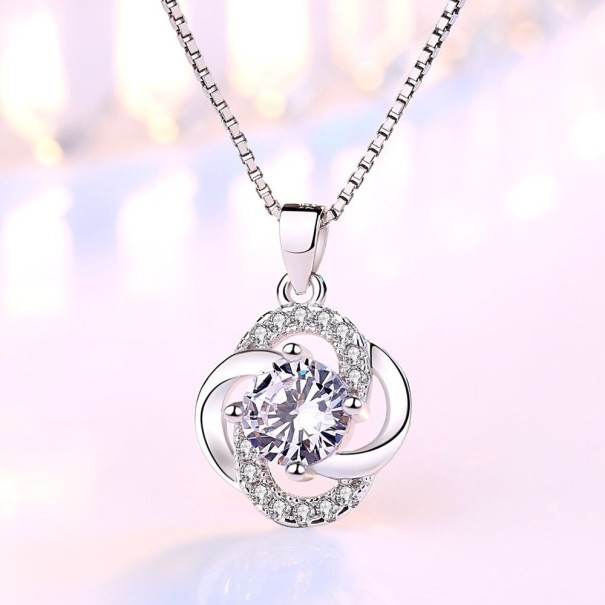 Ladies' Necklace with Flower D411 white
