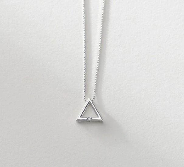 Ladies' Necklace with Triangle 1