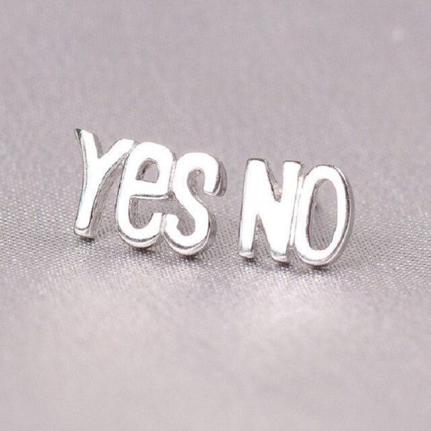 Ladies' Stud Earrings R98 21