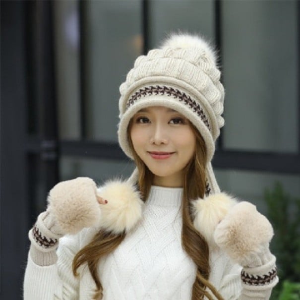 Ladies' Winter Hat with Gloves beige