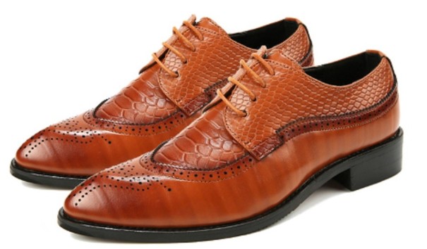 Lage herenschoenen met patroon J2173