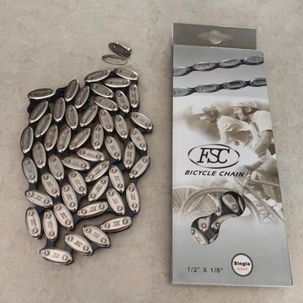 Łańcuch FSC Olive do rowerów jednobiegowych, 100 ogniw, 1/2" x 1/8", z szybkozłączem, odpowiedni do napędów stałych i rowerów górskich 1