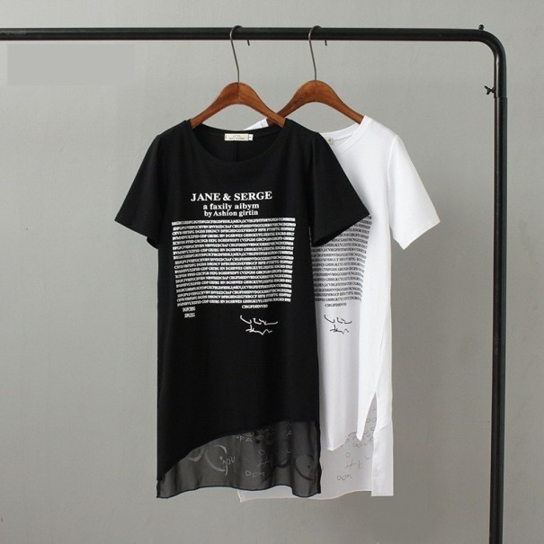 Lång asymmetrisk T-shirt för kvinnor