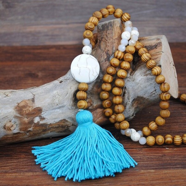 Lange damesketting met kralen 4
