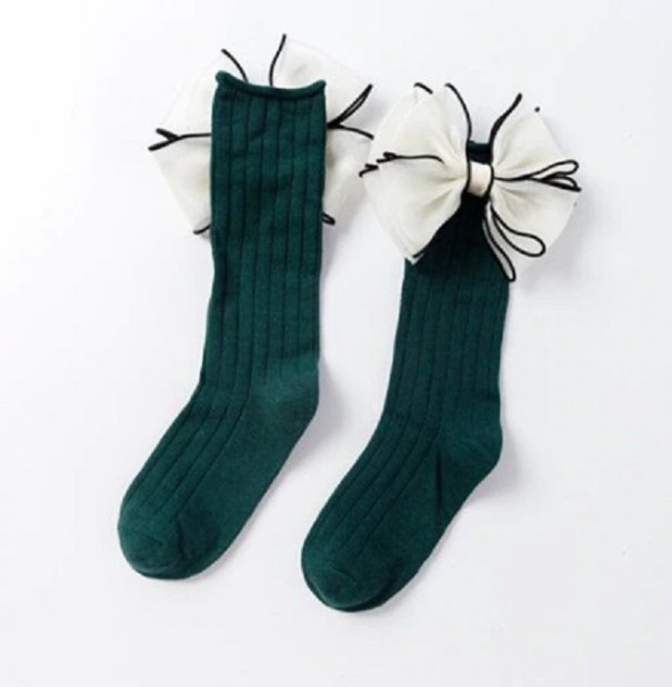 Lange Mädchensocken mit Schleife armeegrün 1-3 Jahre