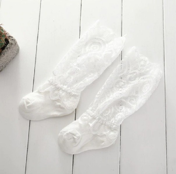 Lány zokni csipkével fehér 0-1 év