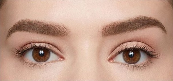 Lápiz de cejas SACE LADY 1