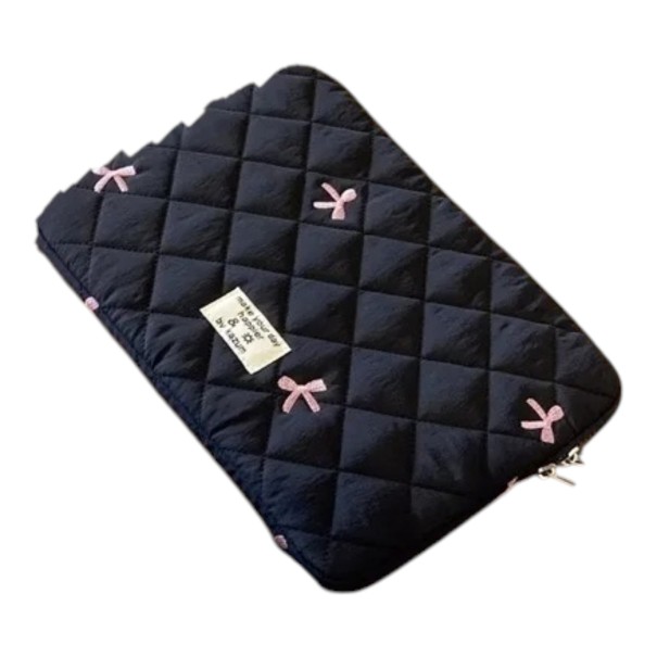 Laptophoes 13 tot 14 inch Gequilt met geborduurde strikjes 35 x 26 cm Pluche voering Voor MacBook 13 en 14 zwart