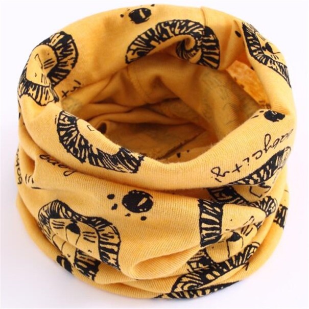 Lasten talvihuivi erilaisilla kuvioilla 2