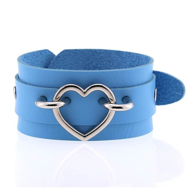 Leather Bracelet with Heart light blue