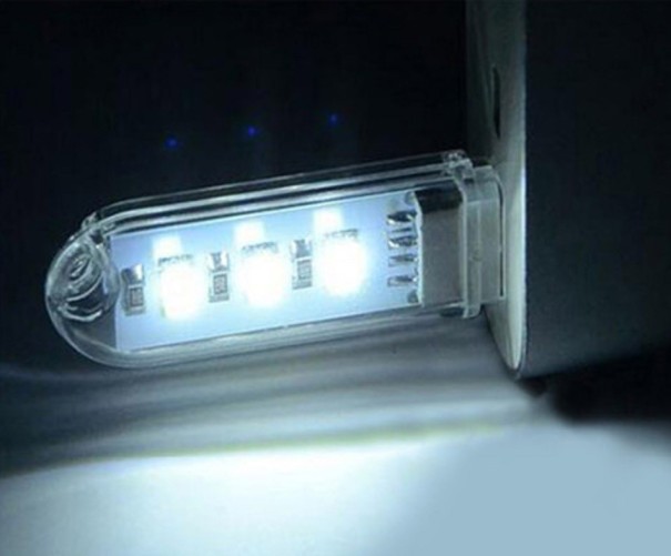 LED USB prenosné svetlo 3 diódy J1358 studená biela