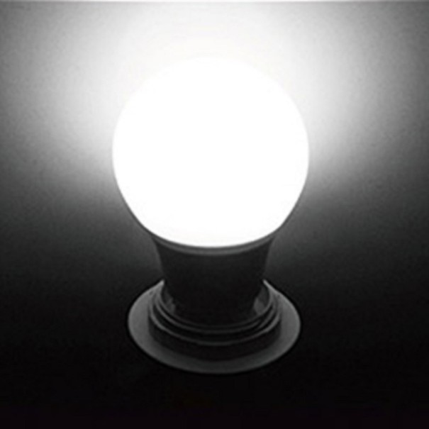 LED žiarovka E27 3W-15W studená biela 9W