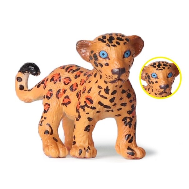 Leopard Cub Figurine 1
