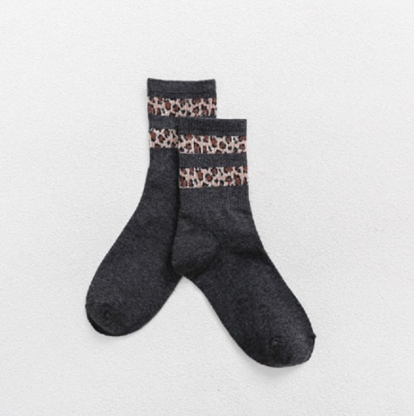 Leopárd mintás női zokni 2
