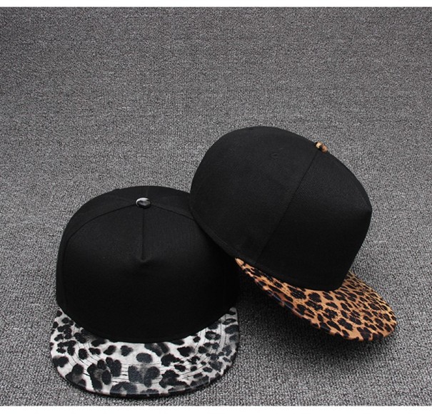 Leopardtryck snapback J1607