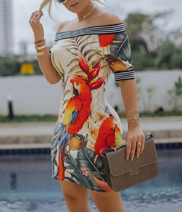 Letné šaty s tropickým vzorom M