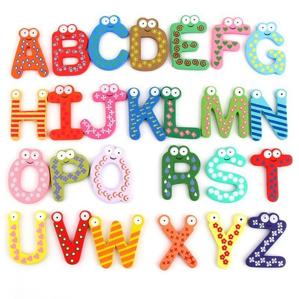 Lettere magnetiche per bambini Alfabeti colorati di legno da A a Z per imparare le lettere e comporre parole Set di 26 pezzi Dimensione 6 cm 1