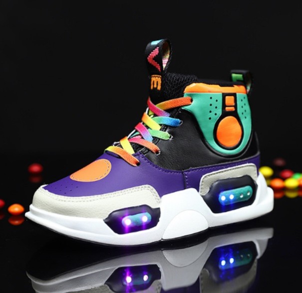 Leuchtende Basketballschuhe für Kinder lila 36