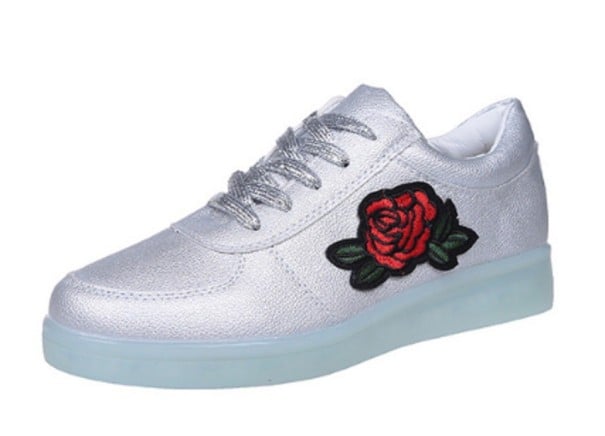 Leuchtende Mädchen-Sneaker mit einer Rose silbern 35