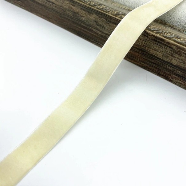 Lint 20 mm 4,6 m fluweel Luxe decoratief lint Fluwelen lint voor cadeauverpakking Bruiloftsdecoratie Creatieve creatie Handwerk Arrangement crème