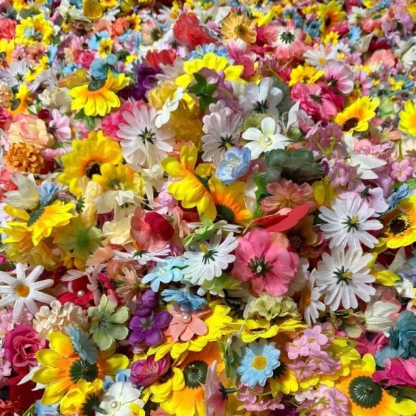 Λουλουδένιες κουρτίνες παχύ λουλουδένιο γιρλάντα 15 μ 20 τμχ λουλούδια σε κορδόνι από μετάξι πολύχρωμα για γάμους, γιορτές και φωτογραφικούς τοίχους 1