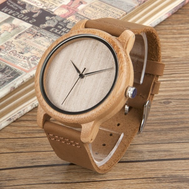 Luksusowy zegarek wykonany z drewna bambusowego 1