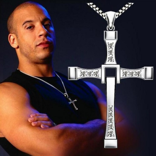 Luxusní řetízek s křížem - Rychle a zběsile (Vin Diesel) stříbrná