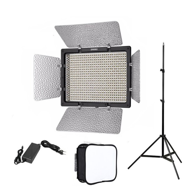Luz LED permanente con aletas y soporte. 1