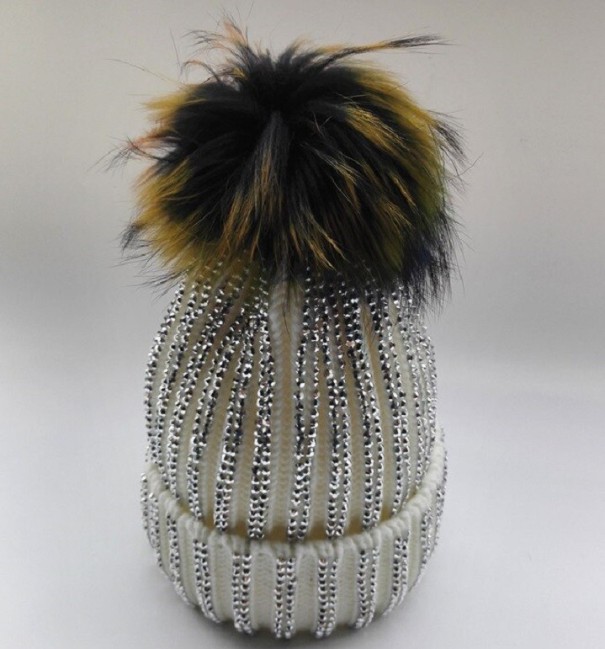Lyxig damhatt med strass 2