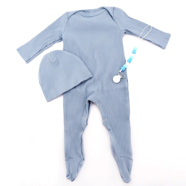 Macacão de bebé com chapéu e clip para chucha T2679 azul claro 3-6 meses