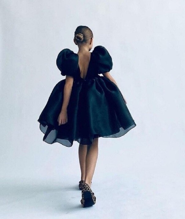 Mädchenkleid N468 schwarz 2