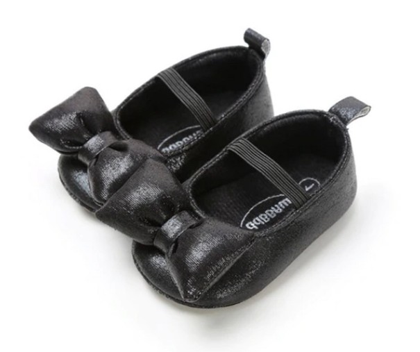 Mädchenmütze mit Schleife schwarz 0-6 Monate