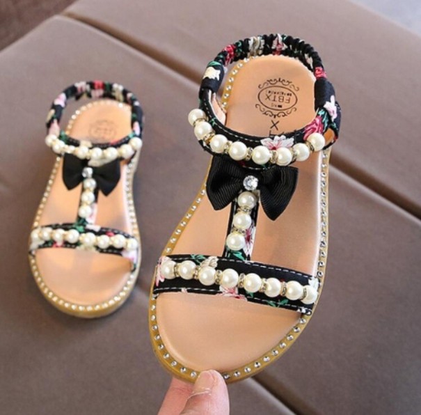 Mädchensandalen mit Perlen schwarz 23