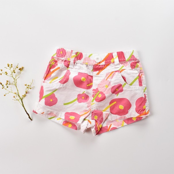 Mädchenshorts mit Blumen J614 7 C