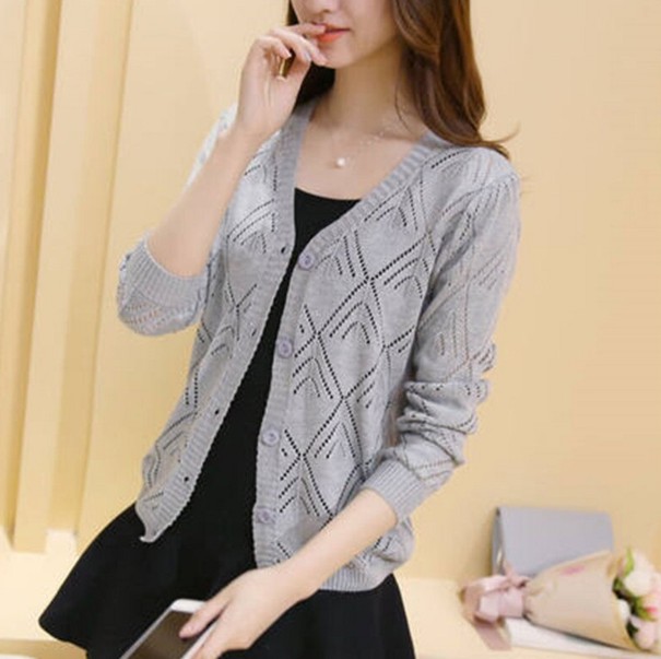 Maglione da donna con bottoni A2119 grigio M