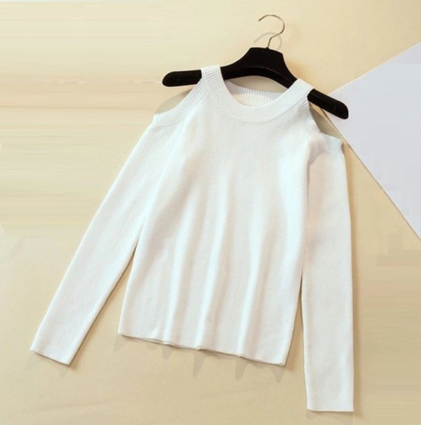 Maglione da donna con spalle scoperte bianco