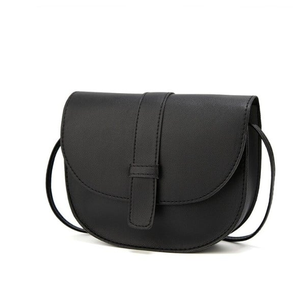 Mala de senhora em formato semicircular a tiracolo com aba e faixa vertical Bordas costuradas Alça fina em pele PU e poliéster 18 x 18 preto
