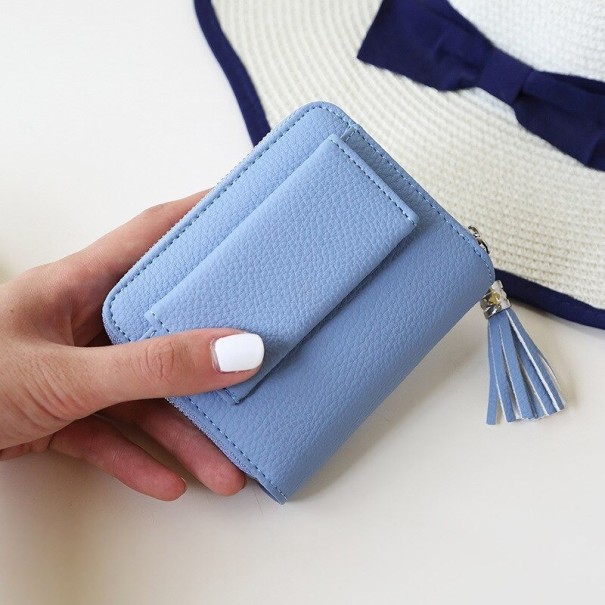 Mały skórzany portfel damski z chwostem M275 niebieski
