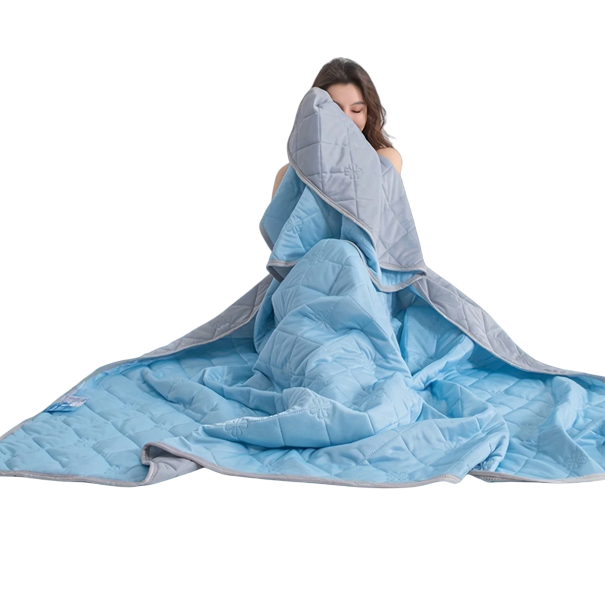 Manta refrescante de verão 200 x 230 cm com camada tripla respirável Manta de verão para noites quentes Design reversível azul claro