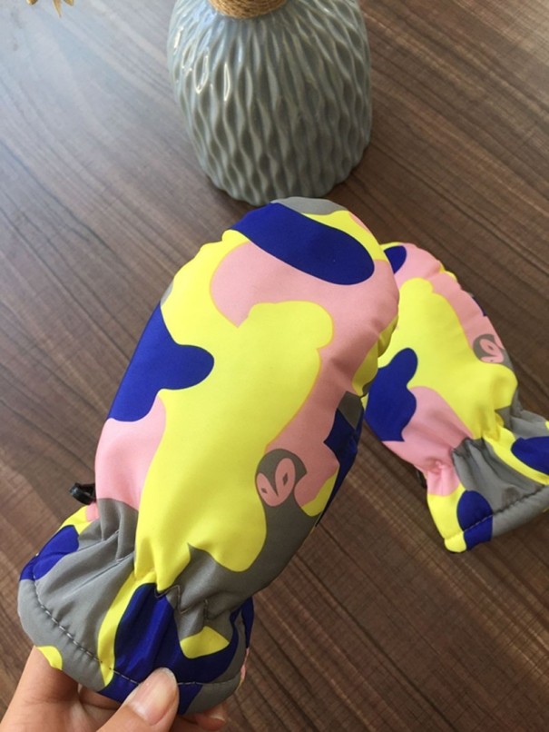 Mănuși de camuflaj pentru copii roz