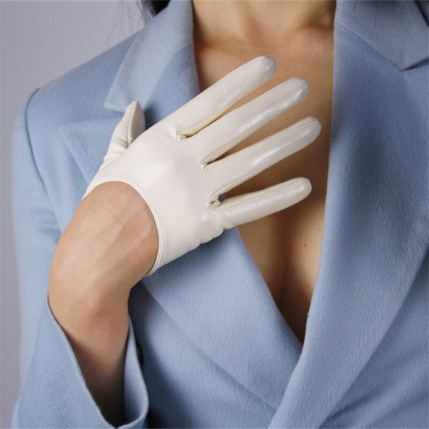 Mănuși de damă din piele artificială strălucitoare fildeș