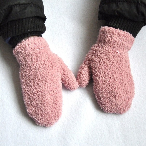 Mănuși păroase pentru copii roz