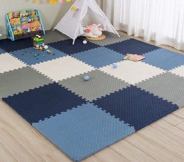 Mata do zabawy w puzzle 24 sztuki 15