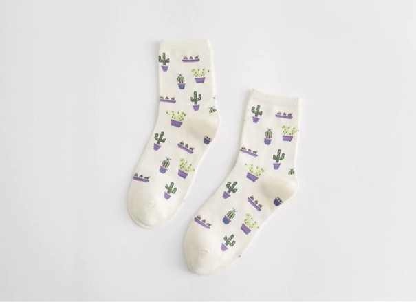 Meias femininas com cactos creme