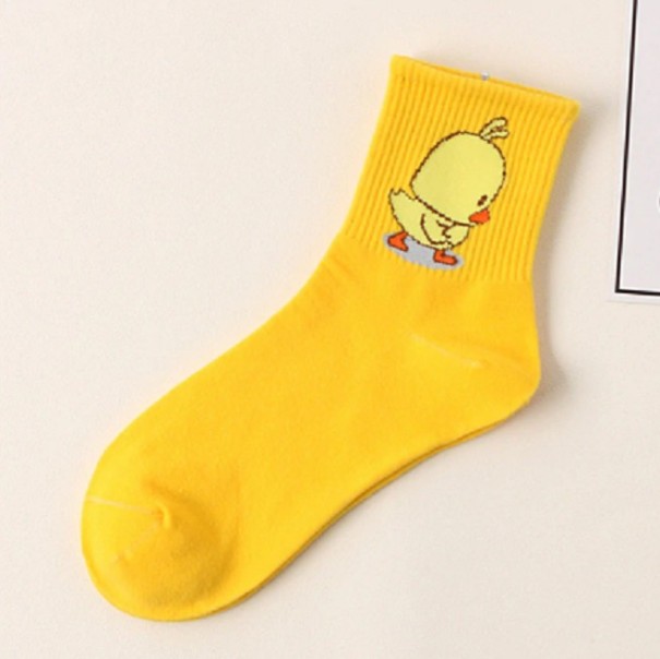 Meias femininas com pintainho amarelo