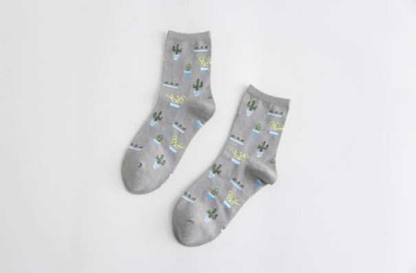 Meias masculinas com cactos cinzento claro
