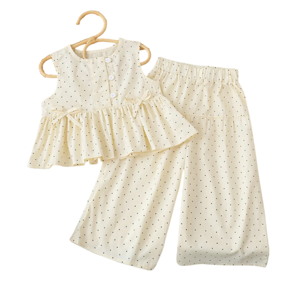 Meisjes zomer set met top met brede schouderbanden en elastische broek Beige set met zwarte stippen 5