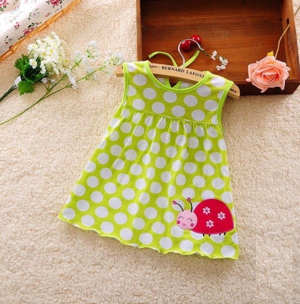 Meisjes zomerjurk met stippen J618 9-12 maanden B