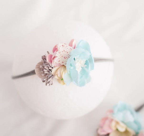 Meisjeshoofdband met bloemen 3