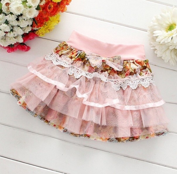 Meisjesrok met kant L1083 roze 2